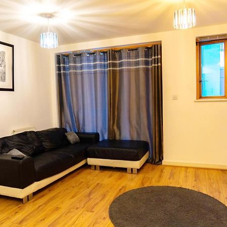 1 Bed - Sleeps 2 - 7 Min Walk To Hackney Station Apartment London Exterior photo